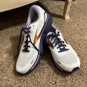 Brooks running shoes